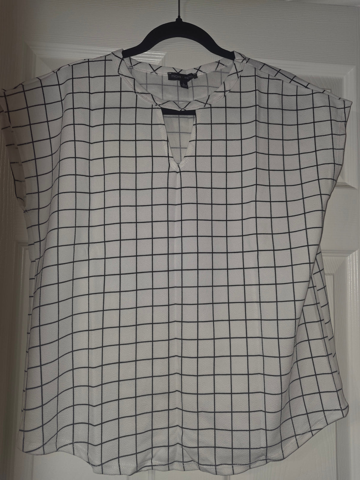 Lot of 3 Women’s Blouses – Size L – Floral, Plaid & Printed