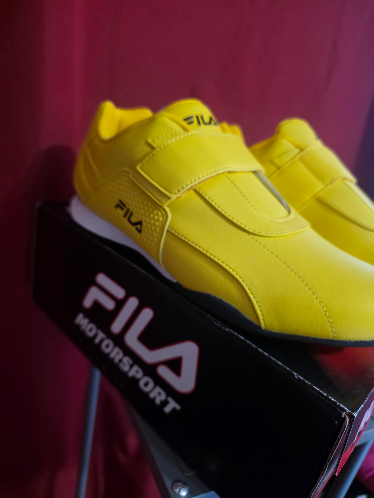 FILA Mach 7 Yellow Men’s Sneakers – Size 9.5