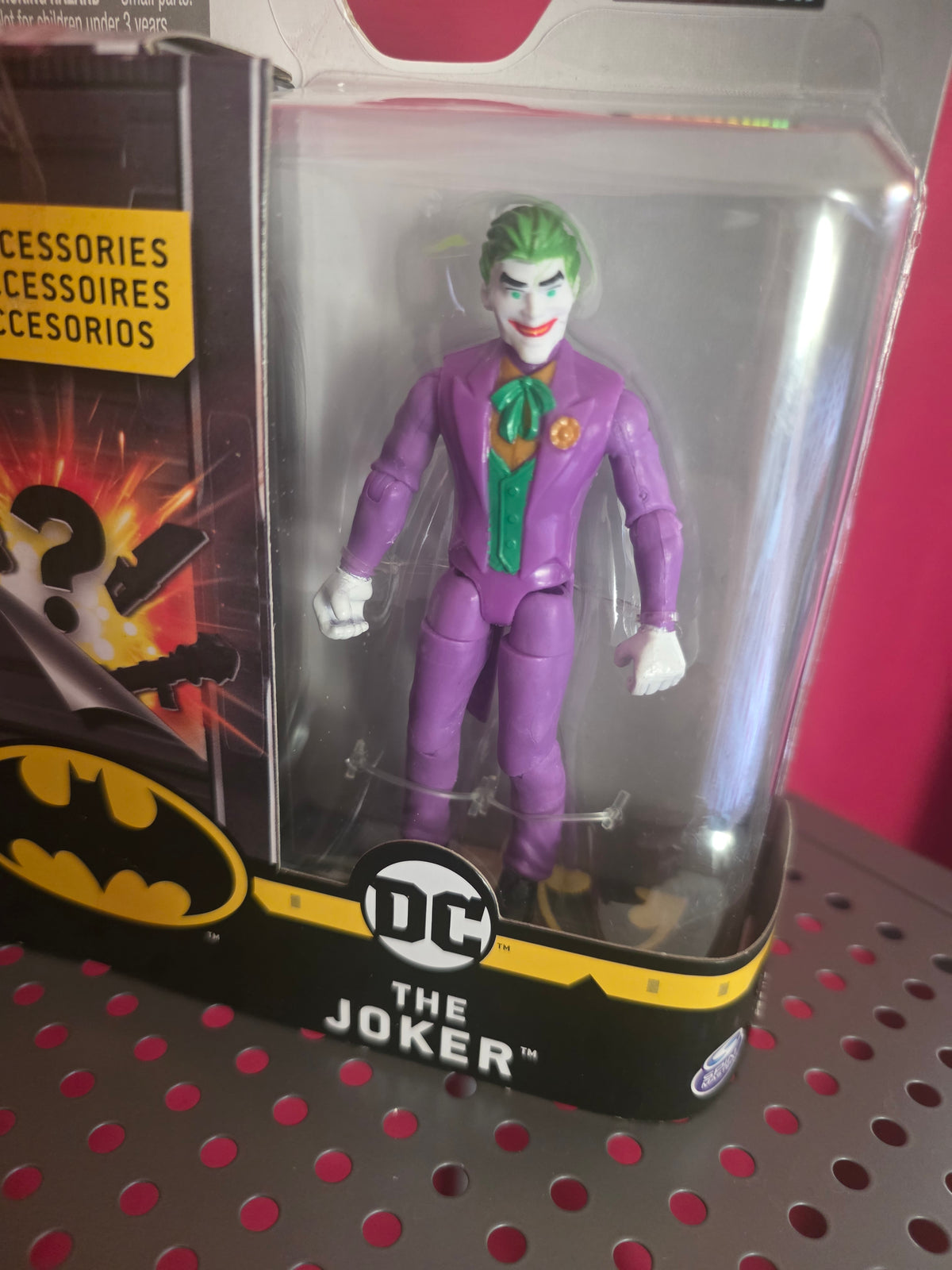 DC The Caped Crusader The Joker Action Figure 1st Edition New Sealed 3 Accessories