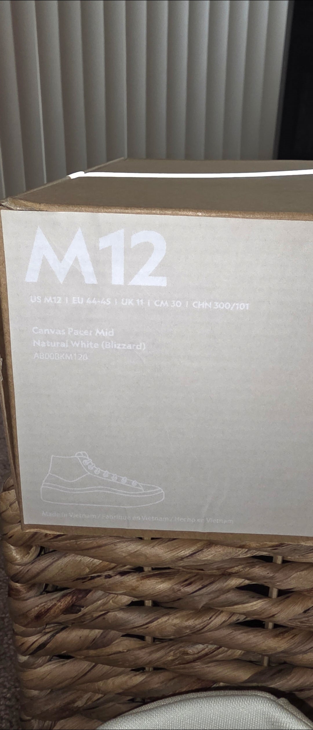 Allbirds Canvas Pacer Mid Men’s Sneakers Natural White Size 12