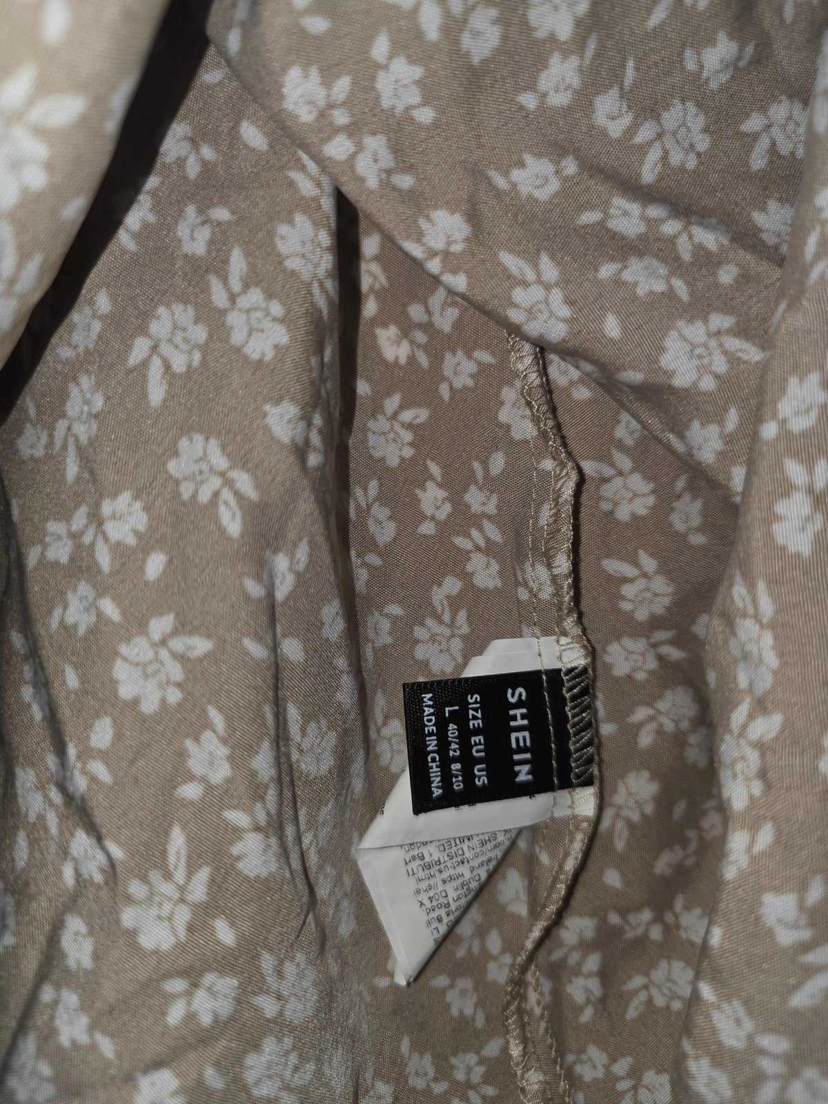 Women’s Clothing Bundle Size L – 4 Pieces, Pre-Owned