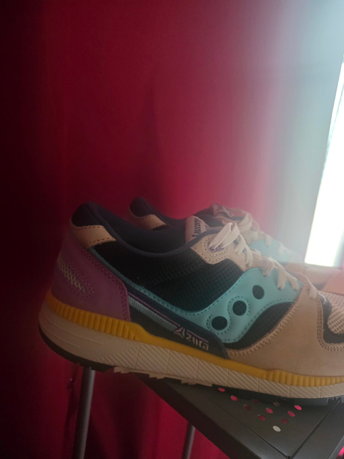 Saucony Azura ST Unisex Sneakers Beige Blue – Size 11